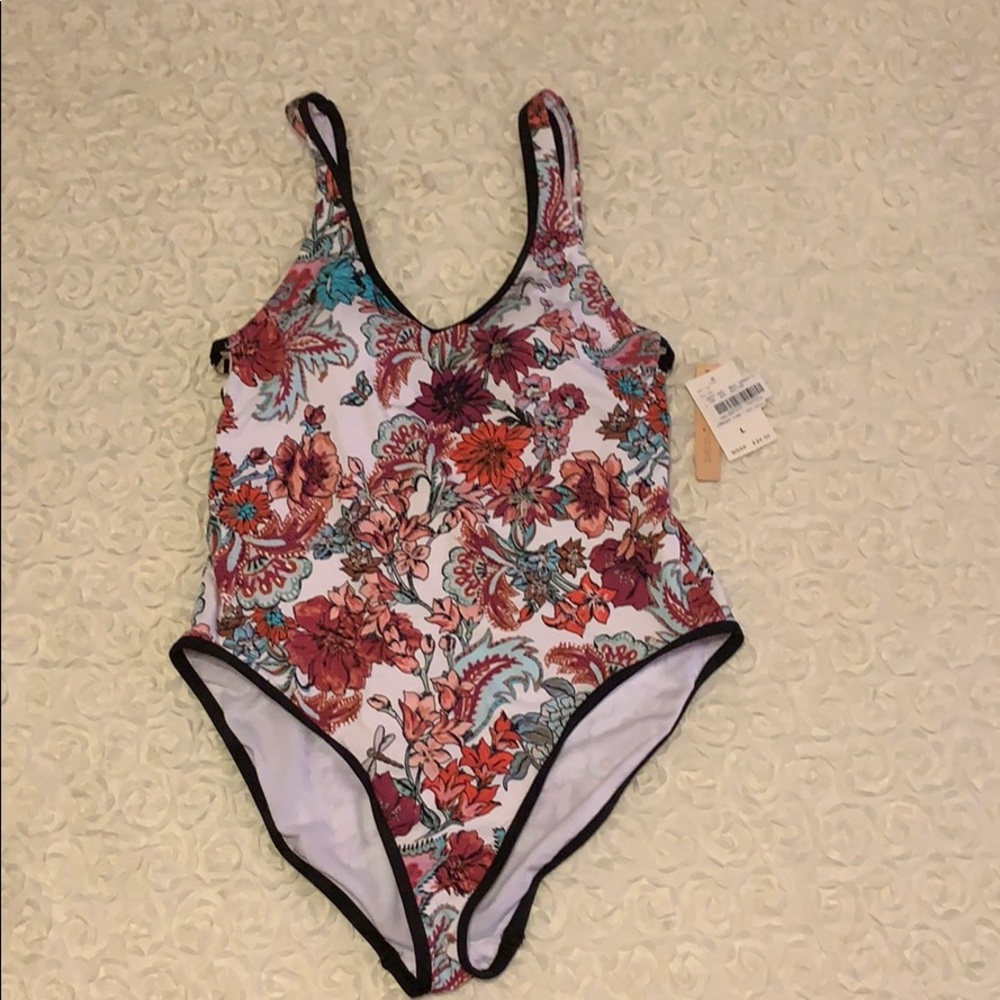 Gibson*Latimer Swimsuit Size L NWT